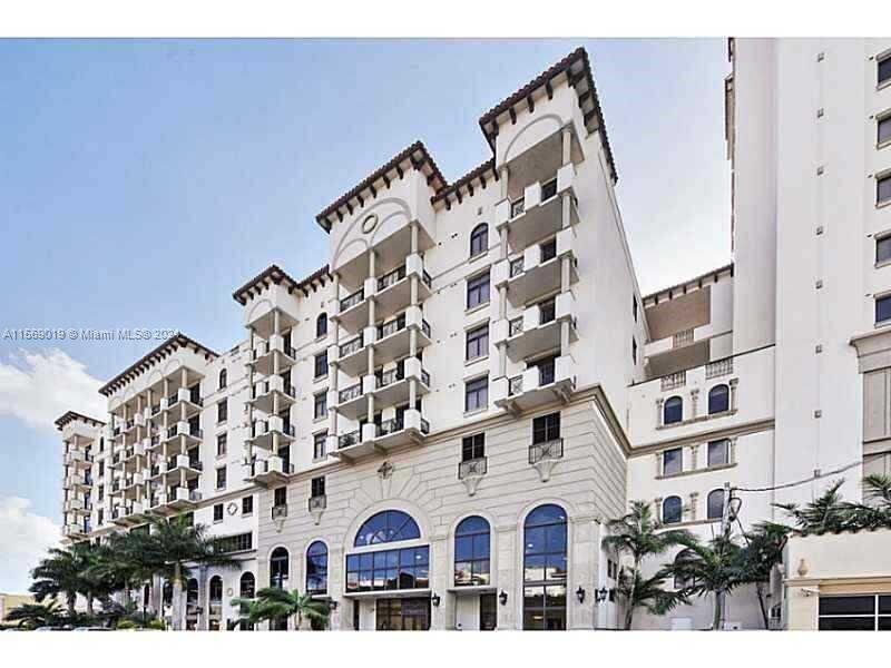 Foto del edificio - 1805 Ponce de Leon, Coral Gables, FL 33134...