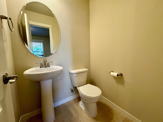Foto del edificio - 2Bd/2.5Ba in Wilsonville ~ Newer Community, Washer/Dryer, Garage, and Stainless Steel Appliances!!!