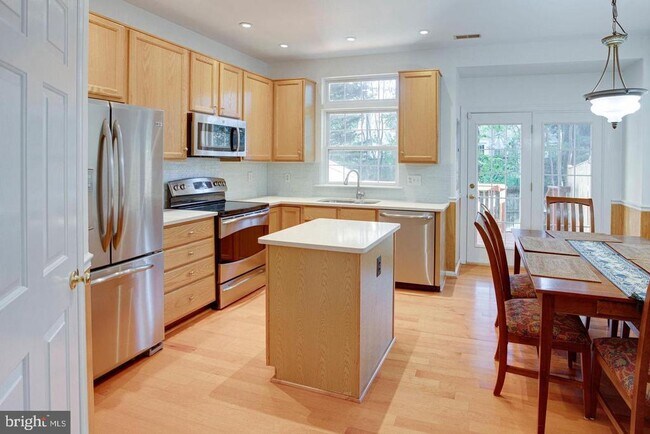 Building Photo - 4370 Sutler Hill Square