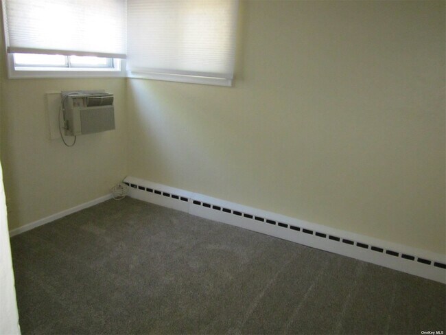 Building Photo - 1348 Peach Ln