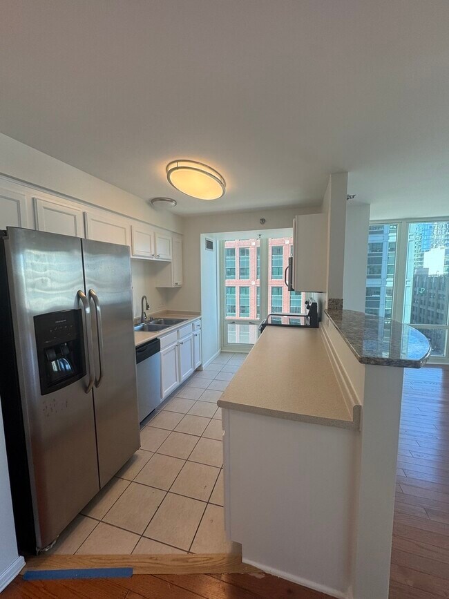 Foto del edificio - 345 N La Salle Dr