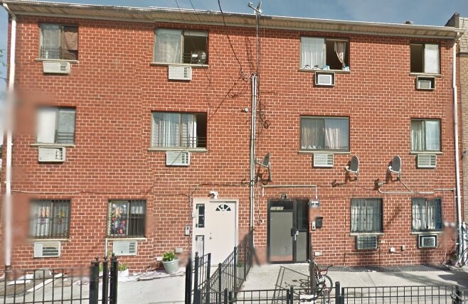 Building Photo - 104-39 44th Ave