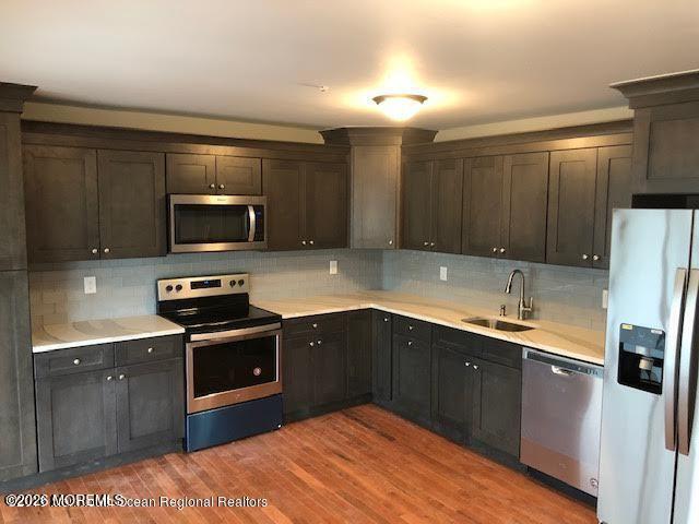 Foto del edificio - 140 Parkway Dr