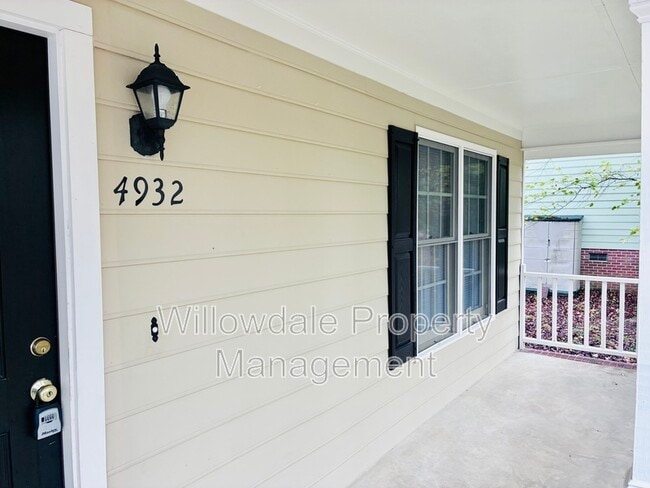 Foto del edificio - 4932 Harbour Towne Dr