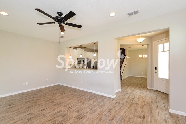 Building Photo - 5024 Skyview Lane