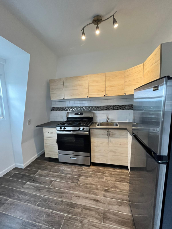 Foto principal - 301 Warburton Ave