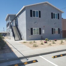 Building Photo - 172 W Alamo St