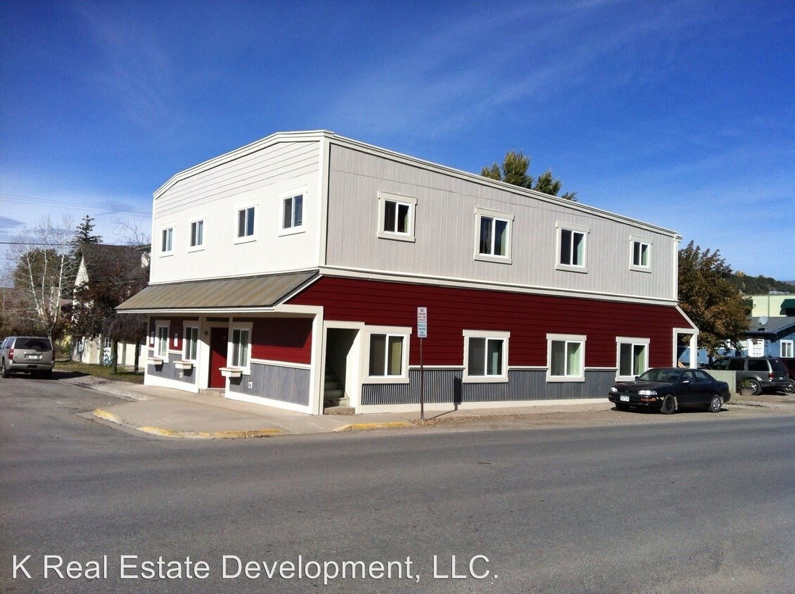 Primary Photo - 135 E 2nd St