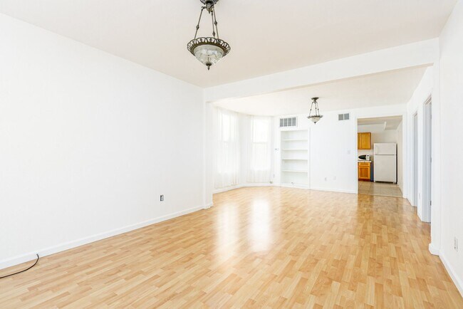 Foto del edificio - 3830 Clarke St