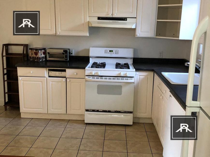 Primary Photo - 6 bedroom in Allston MA 02134