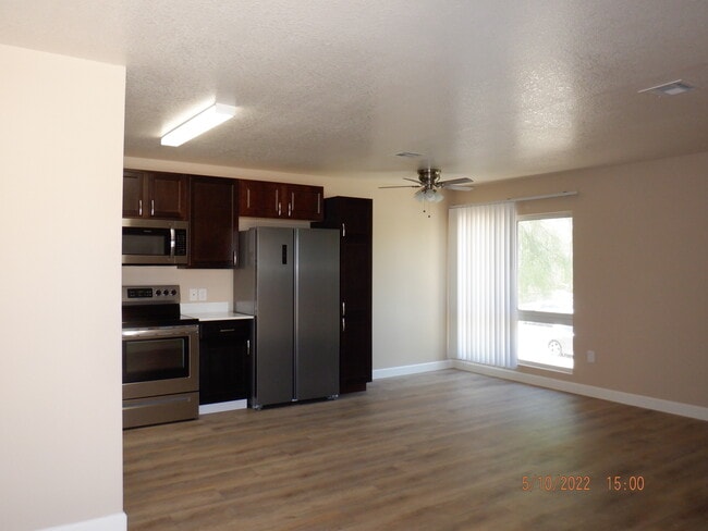 Building Photo - 9885 E La Palma Ave