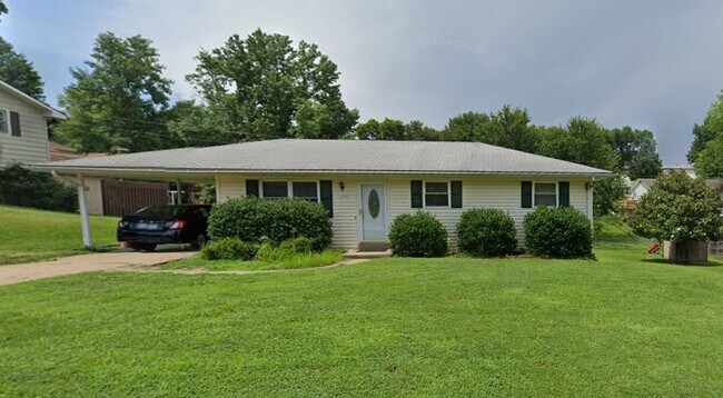 Building Photo - 2542 Masters Dr
