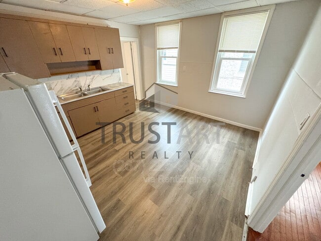 Building Photo - 6650 Vandike St