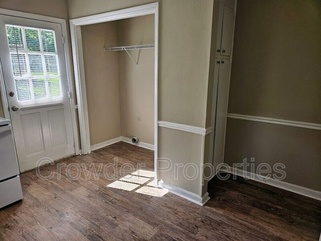 Foto del edificio - 6815 Water Mill Ct