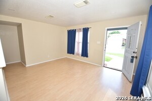Building Photo - 83 Viking Oak
