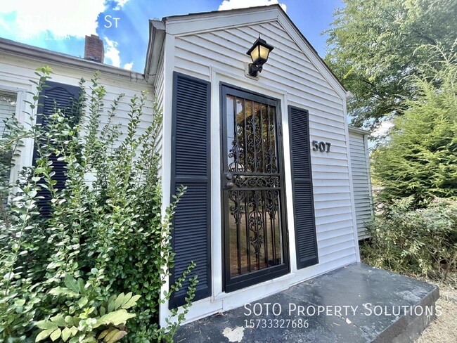 Building Photo - 507 Harris St