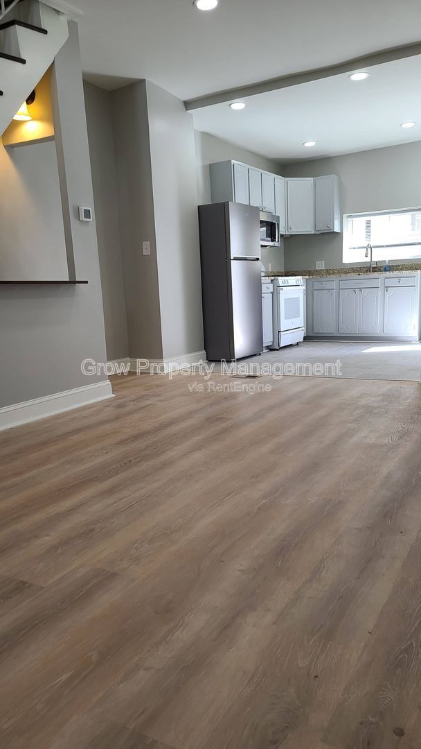 Foto del edificio - 3141 Agate St