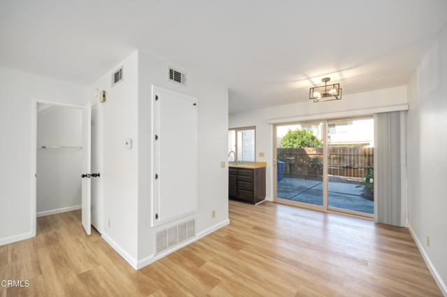 Foto del edificio - 1534 Eland Ln