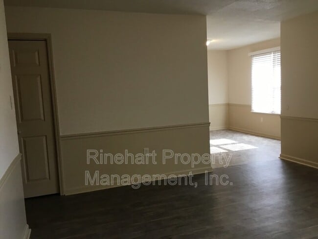 Foto del edificio - 840 Iredell St