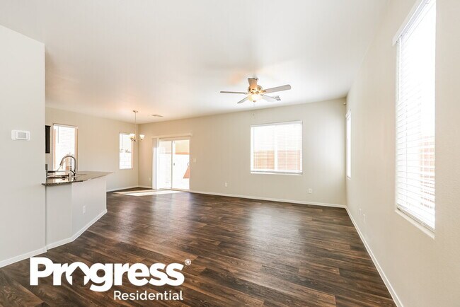 Foto del edificio - 6238 Borland Ct