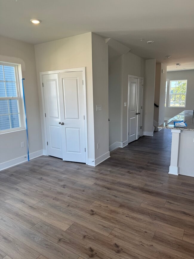 Building Photo - 2269 Marcy Dr