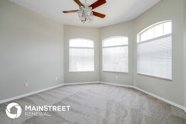 Foto del edificio - 2208 Tarragon Ln