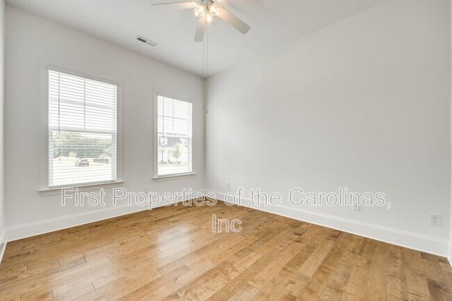 Foto del edificio - 13702 Tranquil Day Dr