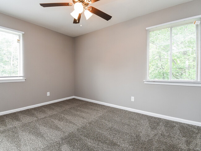 Building Photo - 1344 4th Way NW