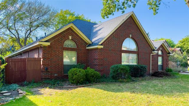 Building Photo - 6801 N Oaks Dr