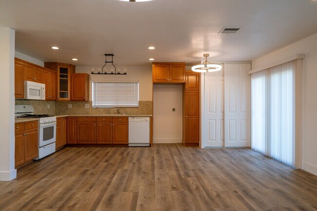 cocina - 1602 Heron Ct