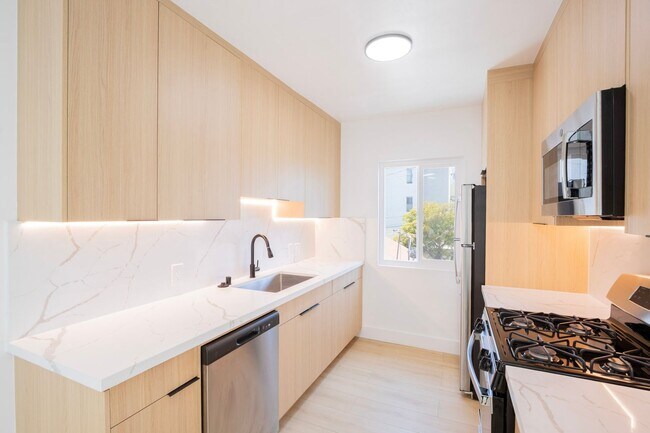 Foto del edificio - 3729 Glendon Ave