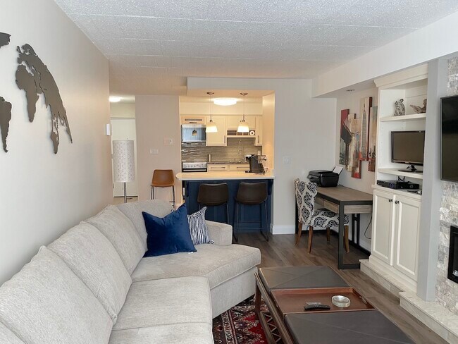 Photo du bâtiment - 360 Tecumseh Rd W