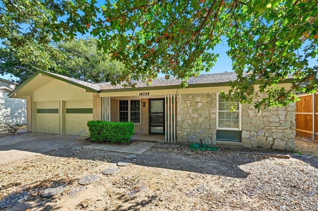 Building Photo - 14732 Oakwood Ln