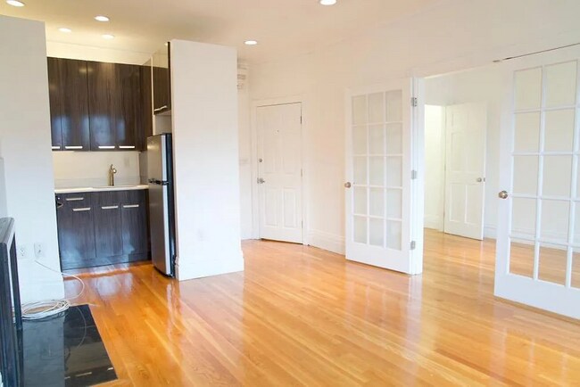 Foto del edificio - 254 Newbury St