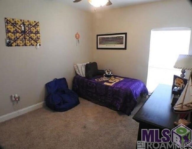 Building Photo - 15070 Coldwater Dr