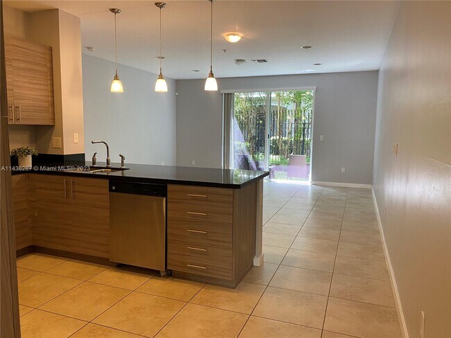 Foto del edificio - 2574 SW 81st Terrace