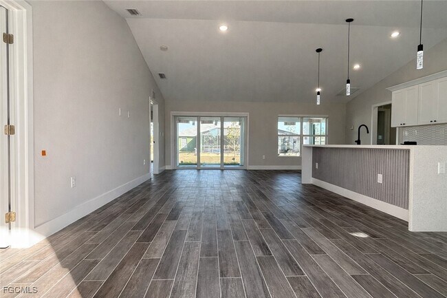 Foto del edificio - 2321 NW 30th Terrace