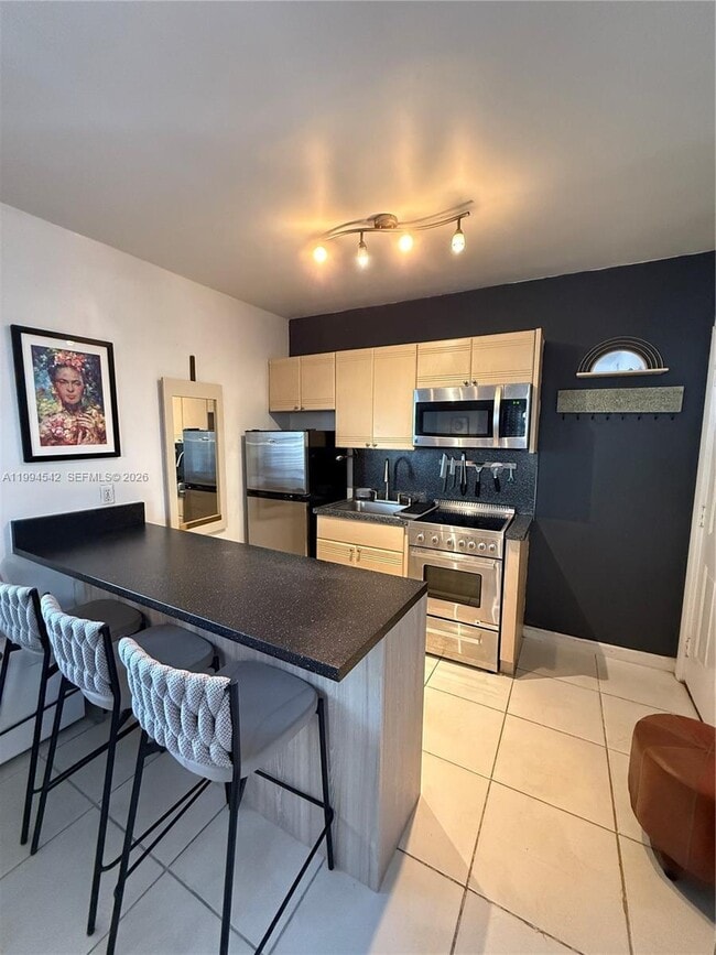 Building Photo - 601 Michigan Ave