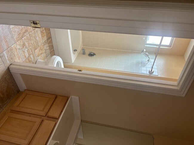 Foto del edificio - 3316 Lacebark Pine St