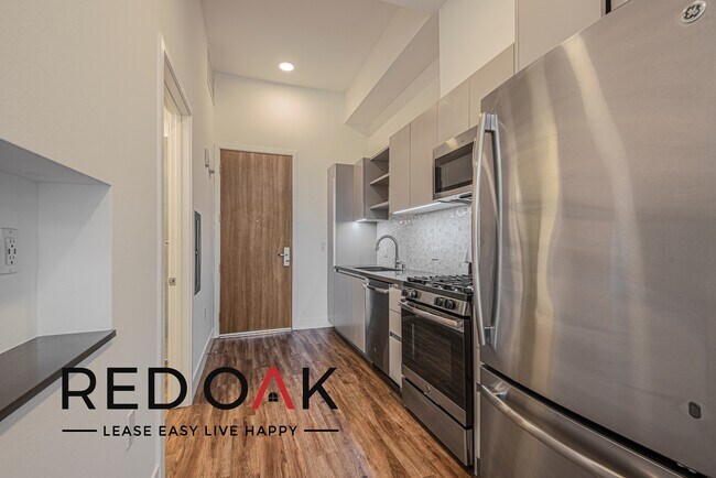 Foto del edificio - 453 S Kenmore Ave