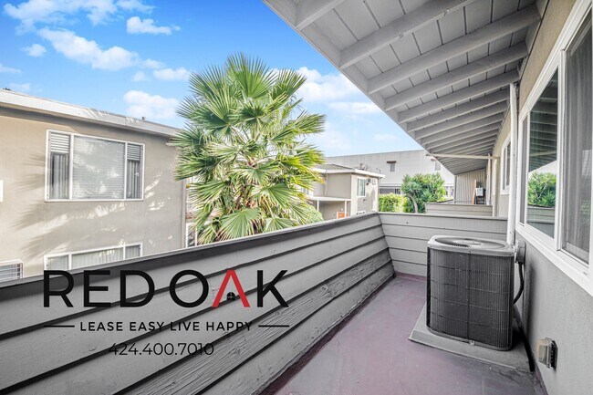 Foto del edificio - 14047 Moorpark St