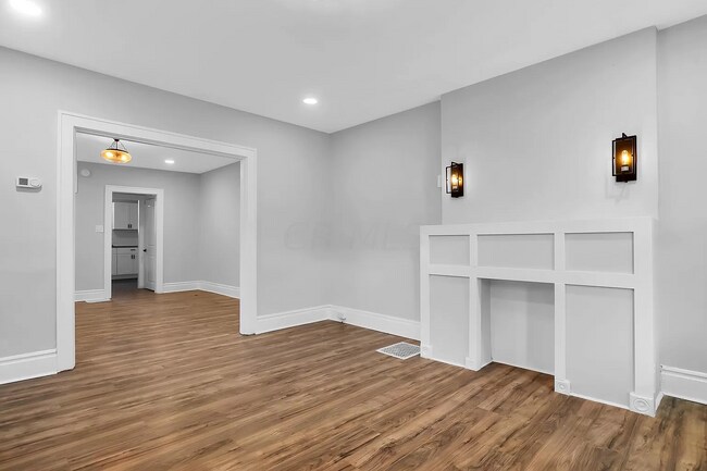 Foto del edificio - 551 Fairwood Ave