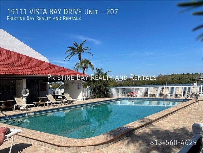 Building Photo - Condo on Water with BOAT DOCK INCLUDED