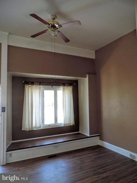 Building Photo - 512 Richey Ave