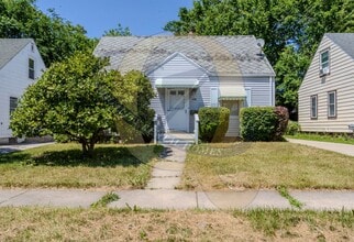 Building Photo - 628 Alvord Ave