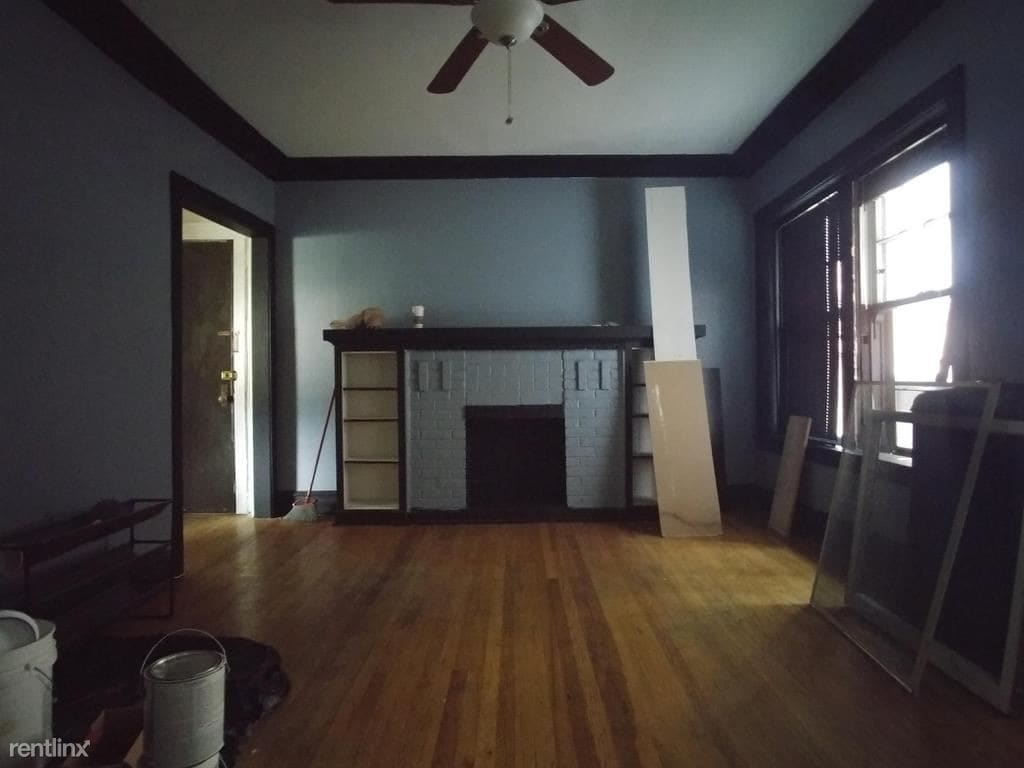 Primary Photo - 4736 N Beacon St