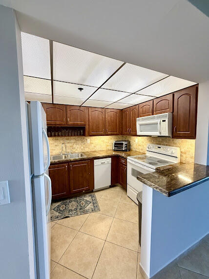 Foto del edificio - 3300 W Rolling Hills Cir