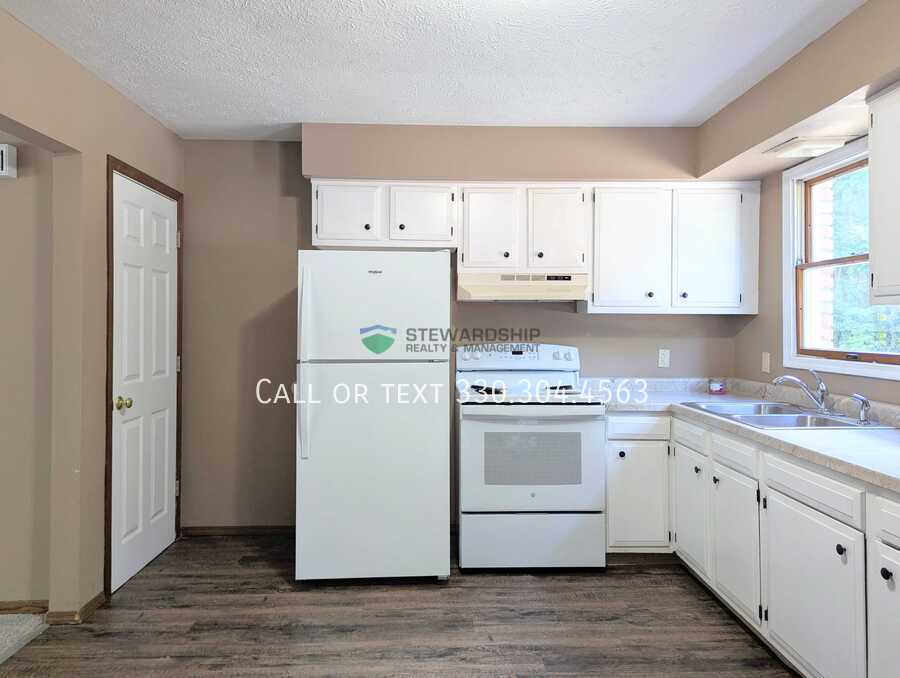 Foto principal - 151 Elm St NE