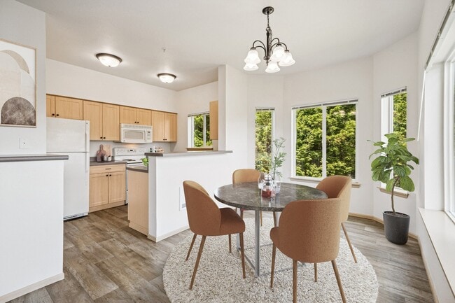 Building Photo - The Madison