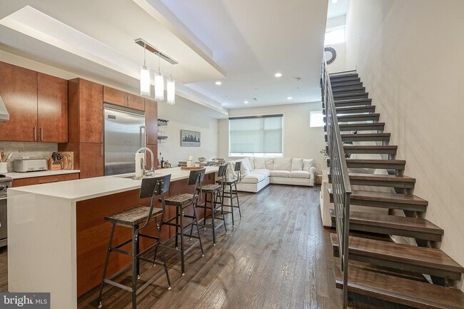 Building Photo - 1425 Kater St